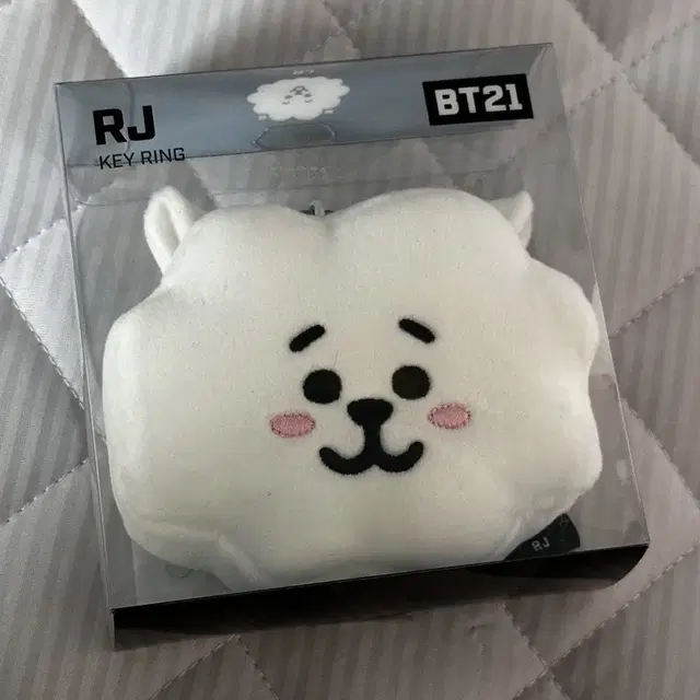 bt21 rj  진 키링 판매합니다