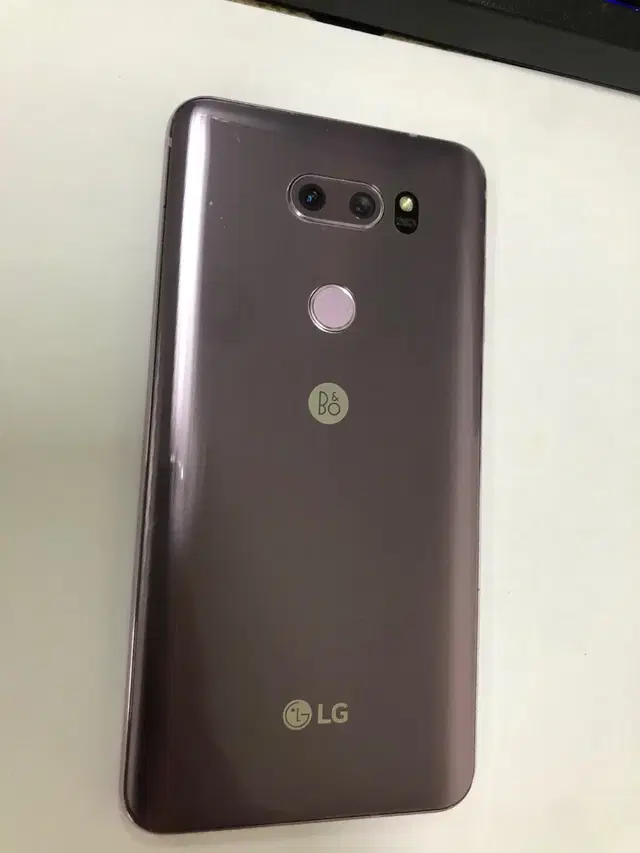 189918 LG V30  퍼플 64GB 무잔상급 +부분파손 기능정상 !