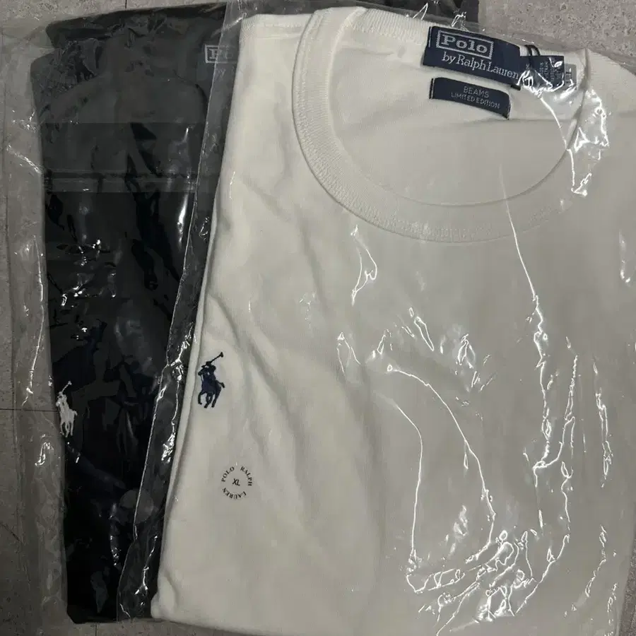 Beams polo 23SS 로고티셔츠 화이트/블랙 XL