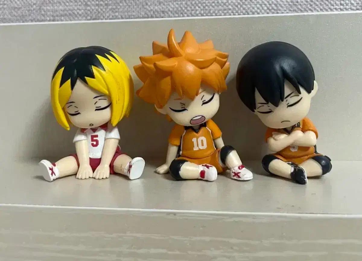 Haikyuu shoulder thump hinata Kenma Kageyama