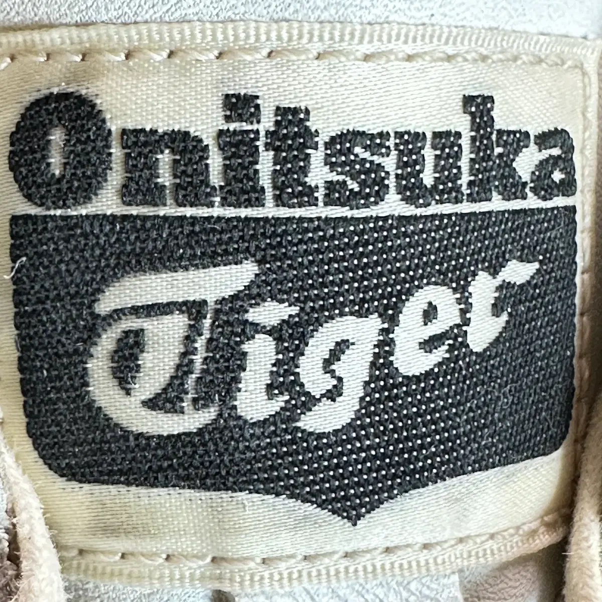 ONITSUKA TIGER LIMBER UD PRESTIGE