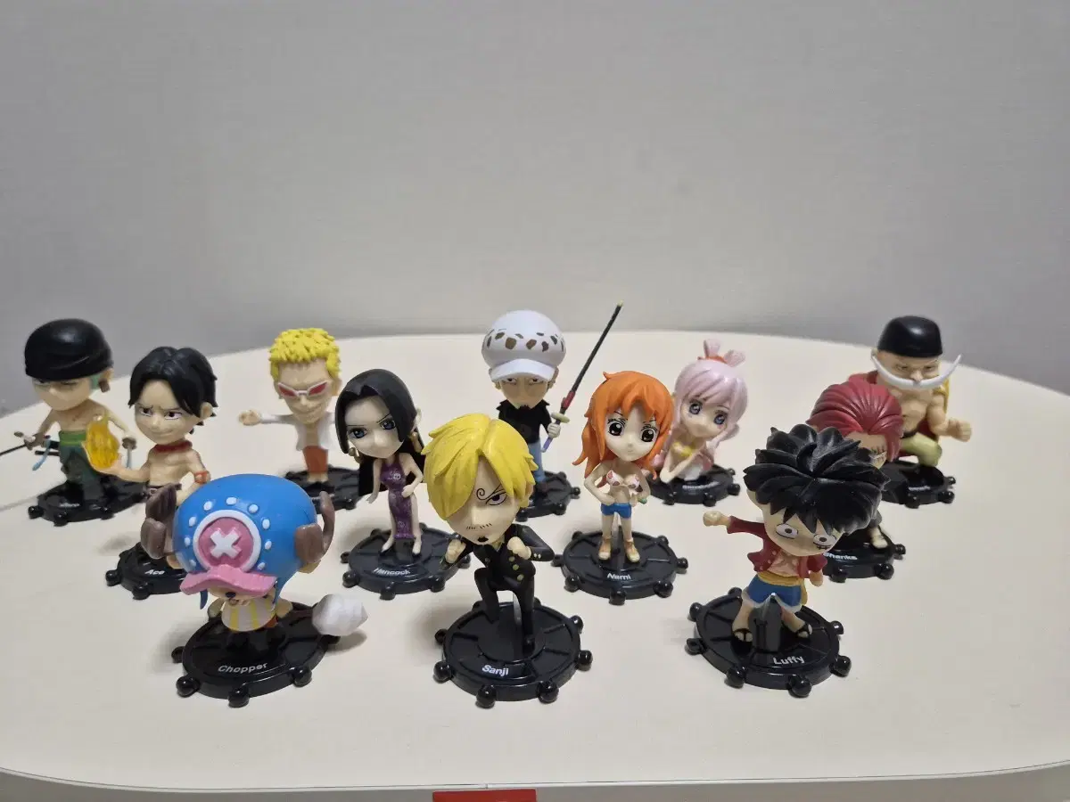 ONEPIECE 7-Eleven Commemorative Mini-Figures for Sale