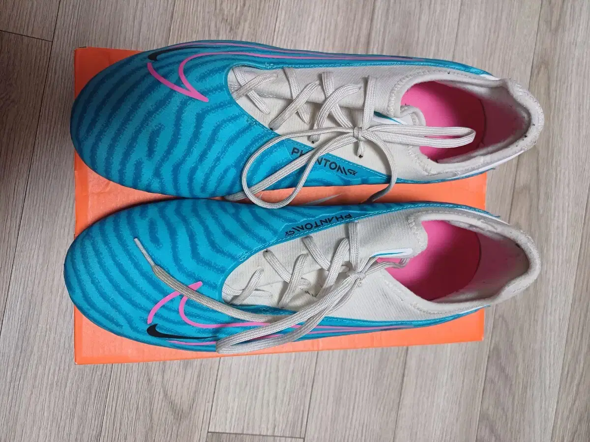 Nike Phantom GX Pro HG 270Size Sells