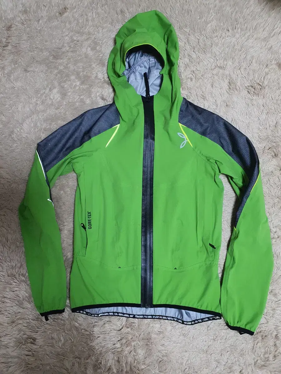 Montura Gore-Tex Windbreaker S 90
