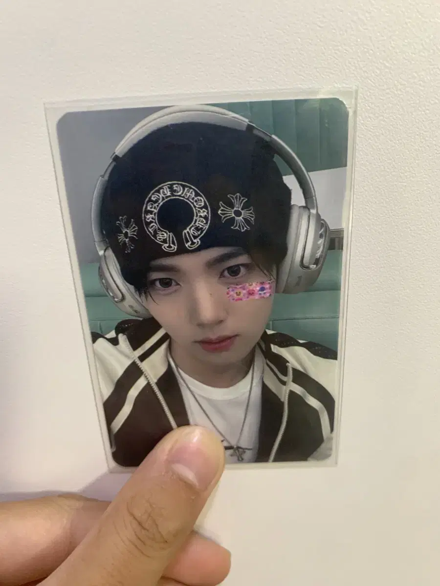 Han Yujin Bandaid Photocard