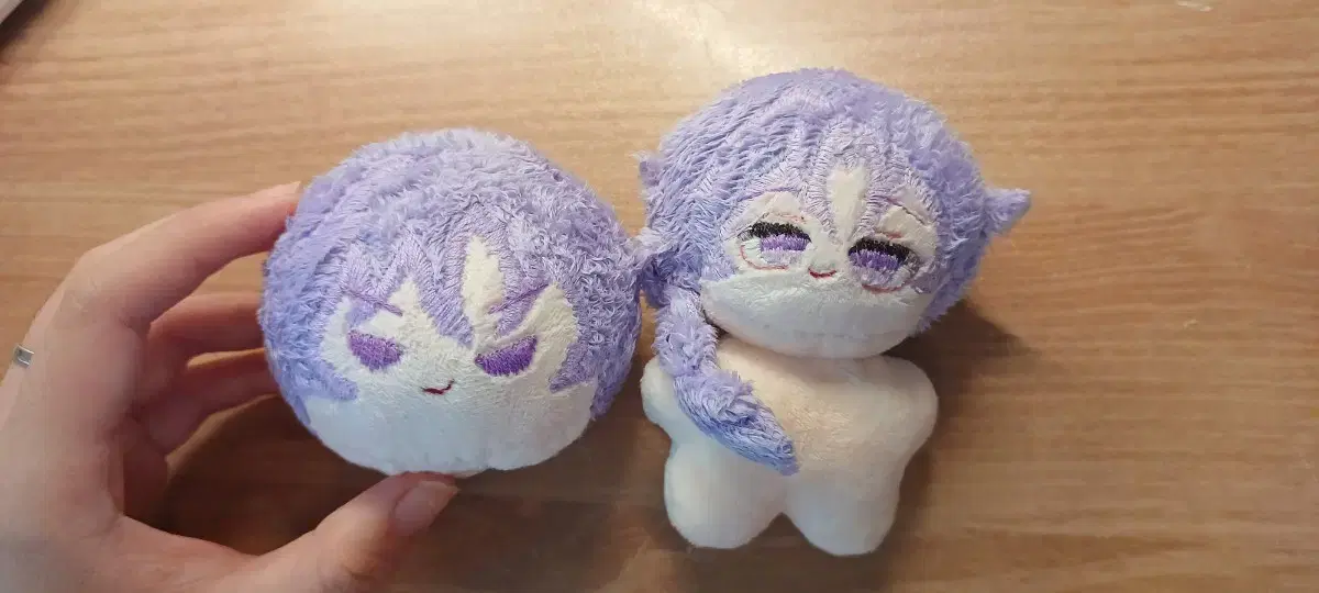 Sells Zergin Peacock Somyi Doll + Mochi