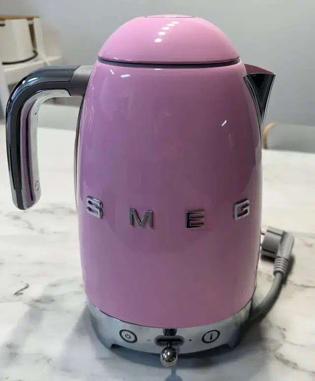 SMEG 전기포트 핑크