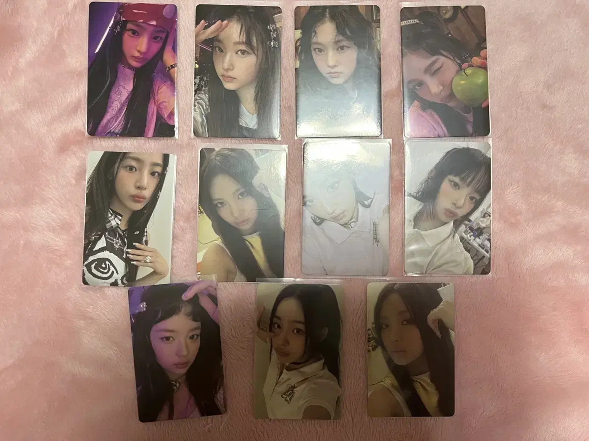 Bulk transfer of new jeans getup photo cards weverse version