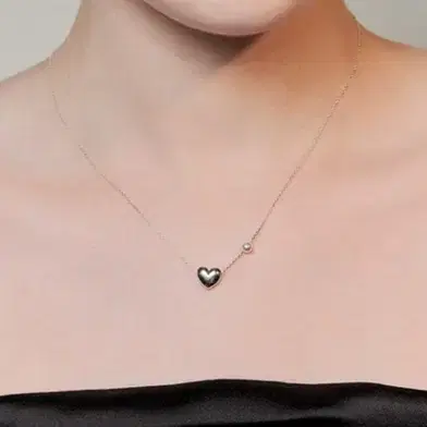 헤이 하트목걸이 hei heart flutter necklace