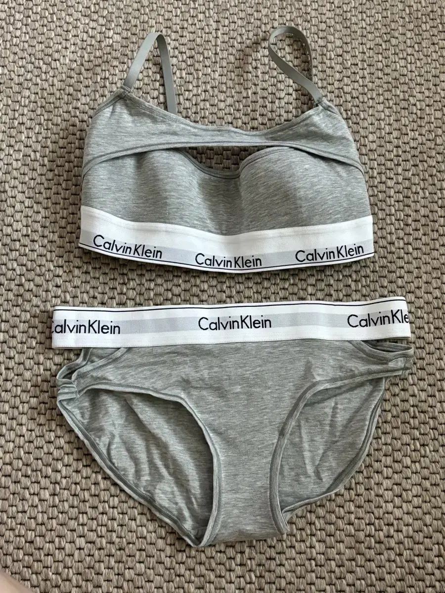 Calvin Klein Bralette Underwear Set Gray M