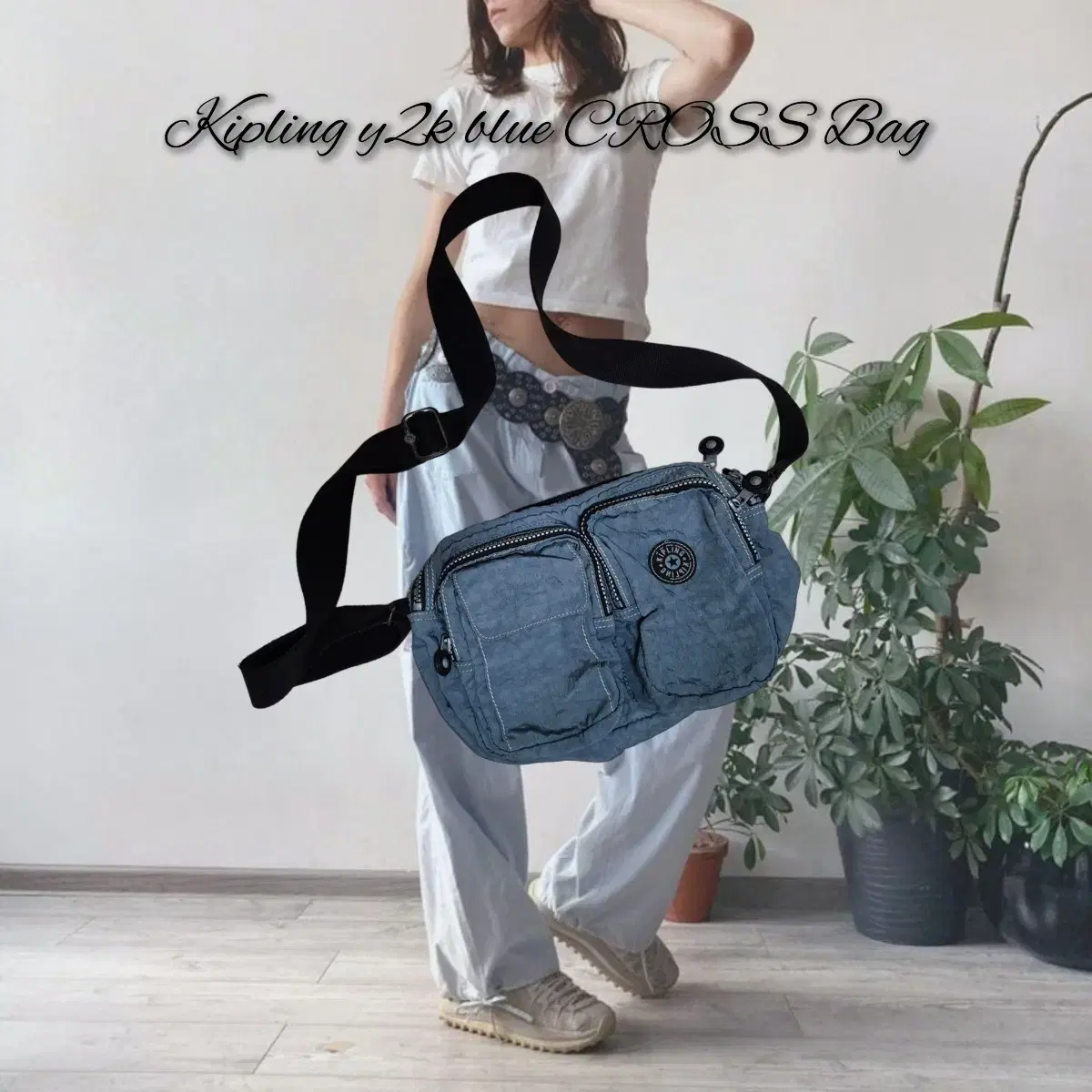 Kipling y2k blue CROSS Bag