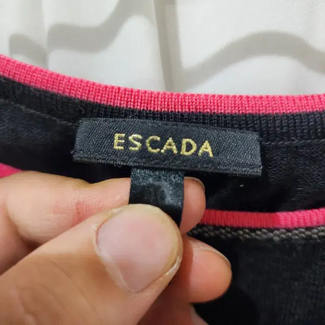 에스카다 Escada 반팔 니트 스웨터