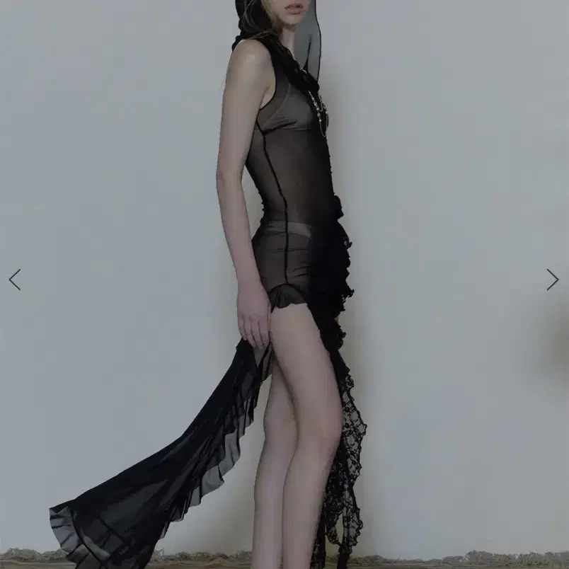 스컬프터  Victorian Hoodied Mesh Dress Black