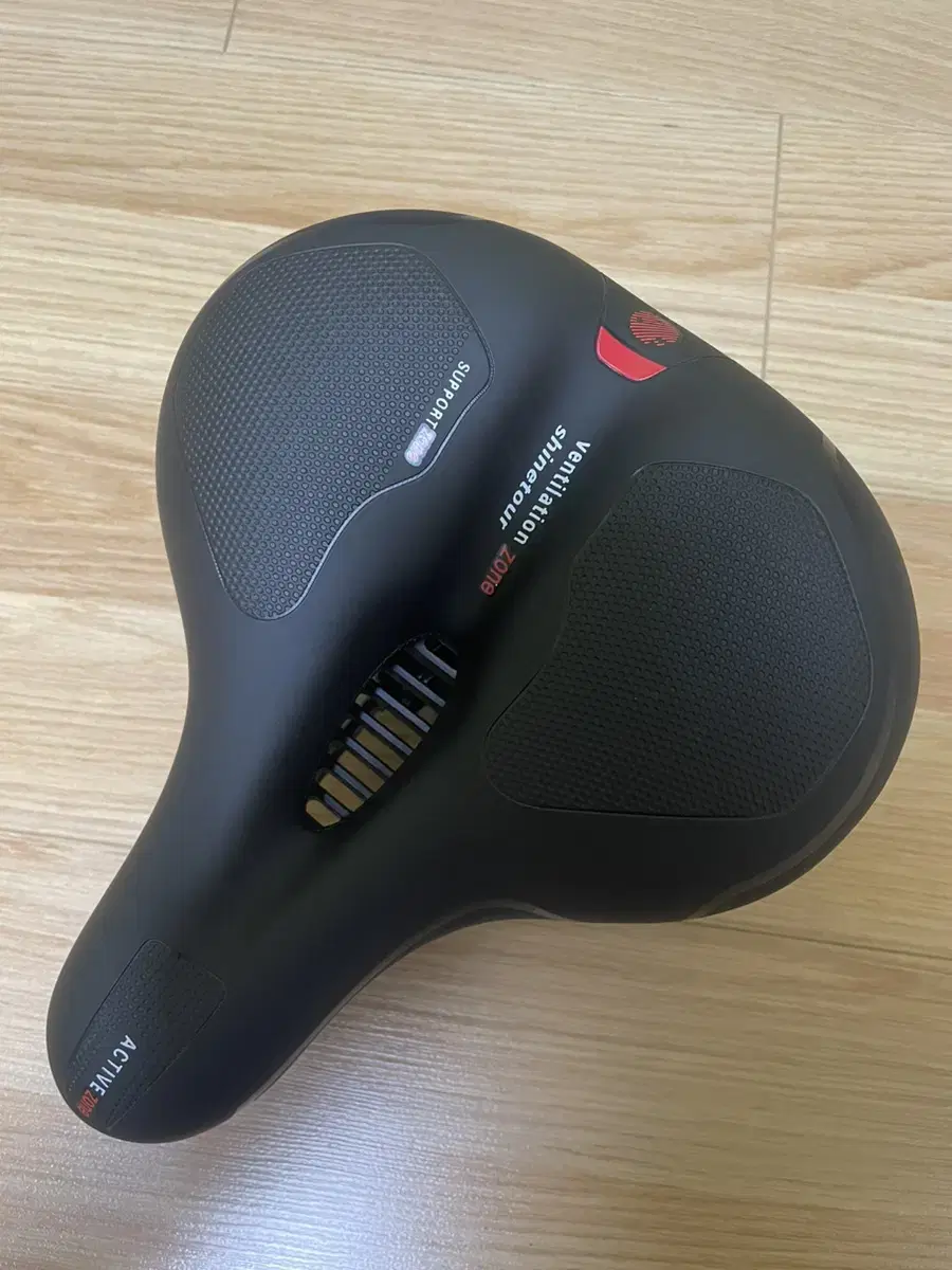 Bicycle saddle