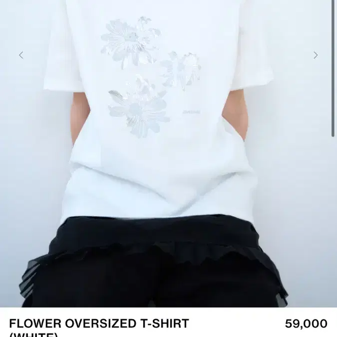 버뮬라 FLOWER OVERSIZED T-SHIRT