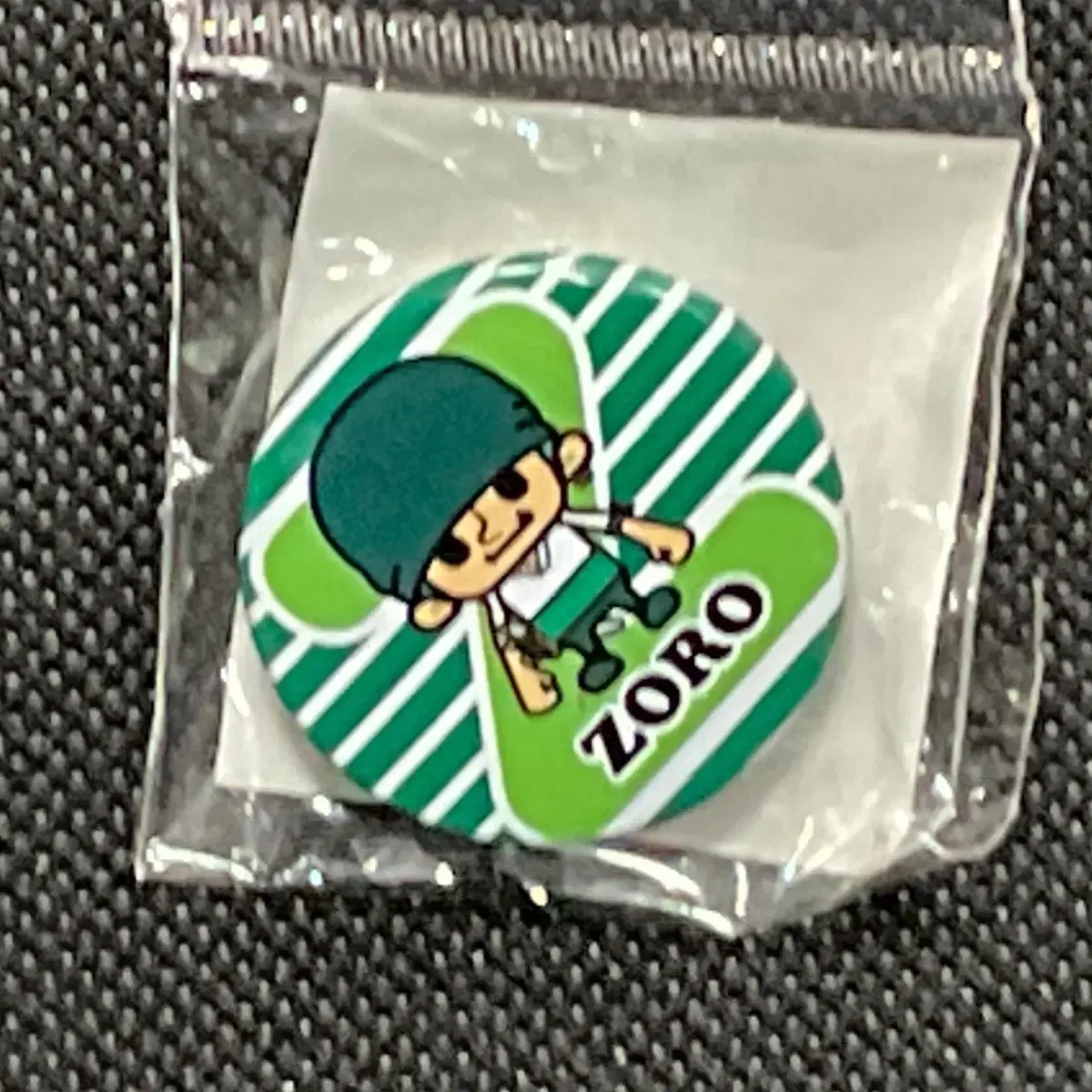 Unsealed ONEPIECE jo ro canbadge 3cm panson