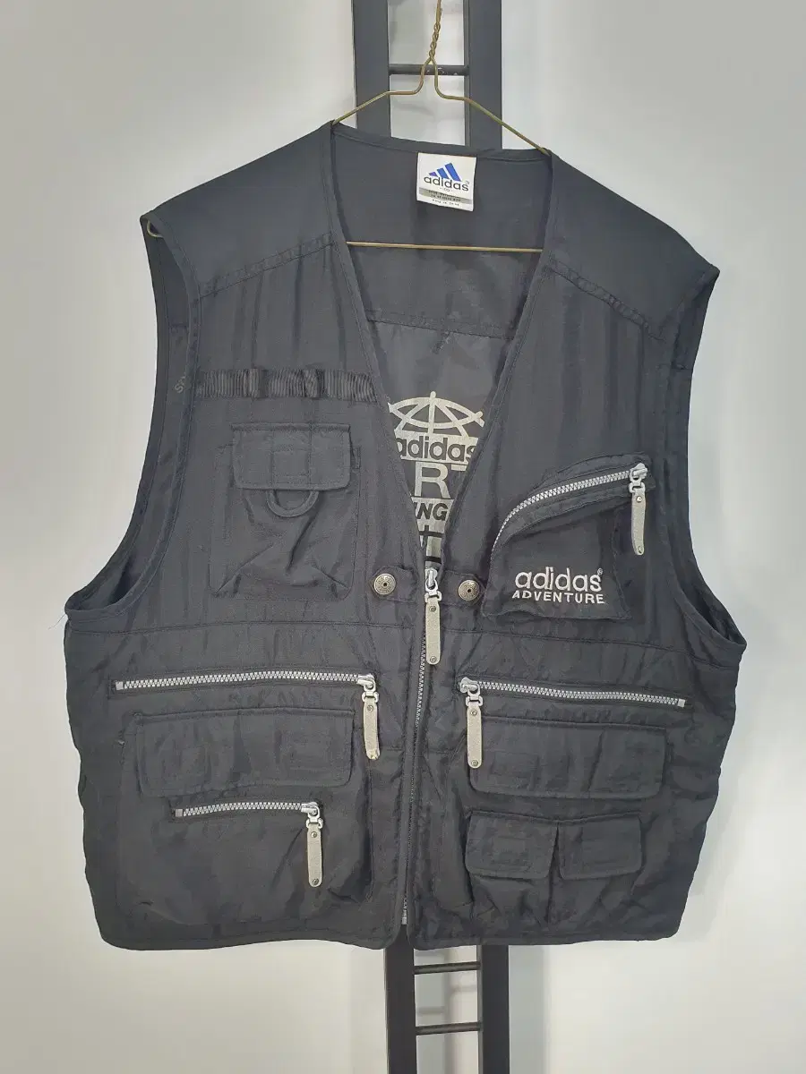 Adidas Vest Old School 90s Utility Multipocket Vest Black L