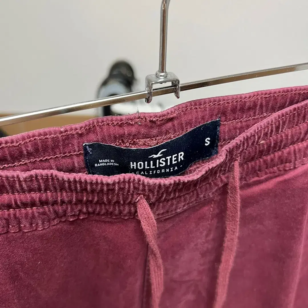 홀리스터 조거 팬츠 (Hollister Jogger Pants) 마룬M