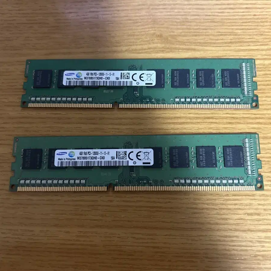 삼성 데스크탑용 램4GB 1Rx8 PC3-12800U -11-13-A1