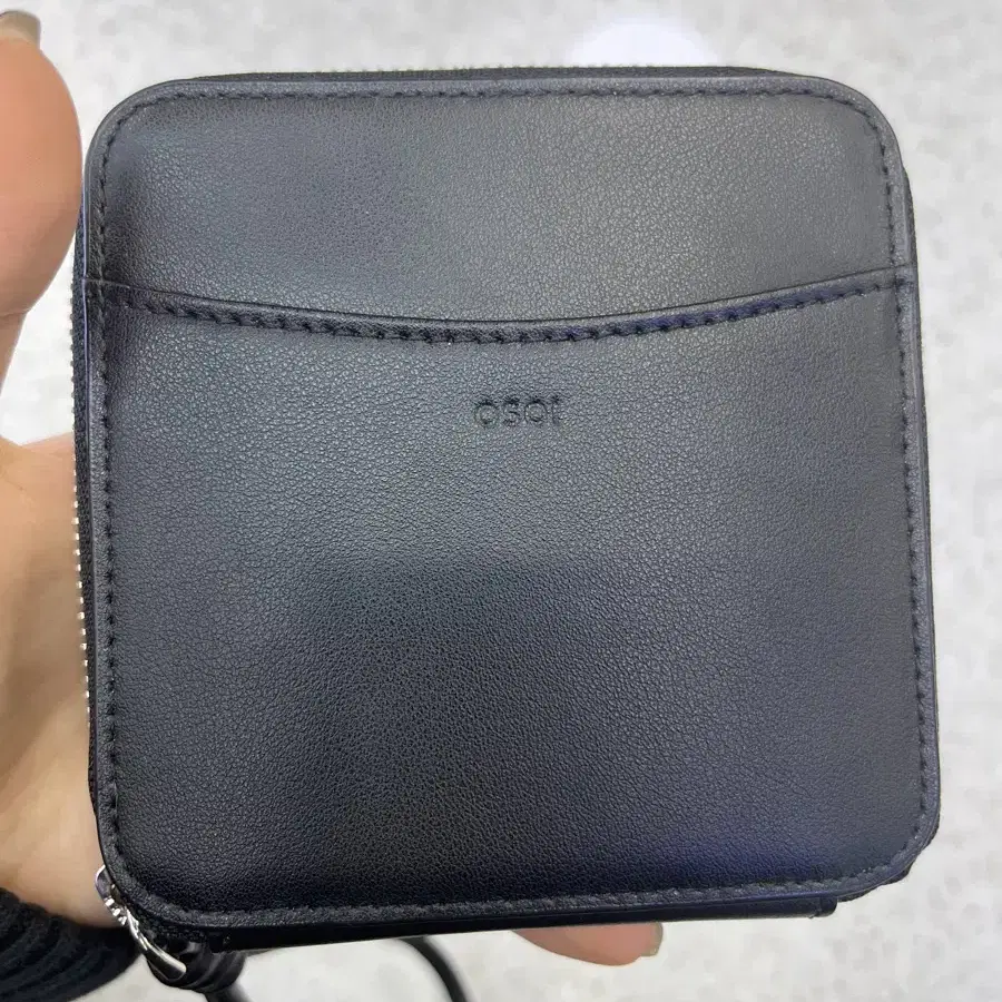 오소이 zip around wallet 지갑