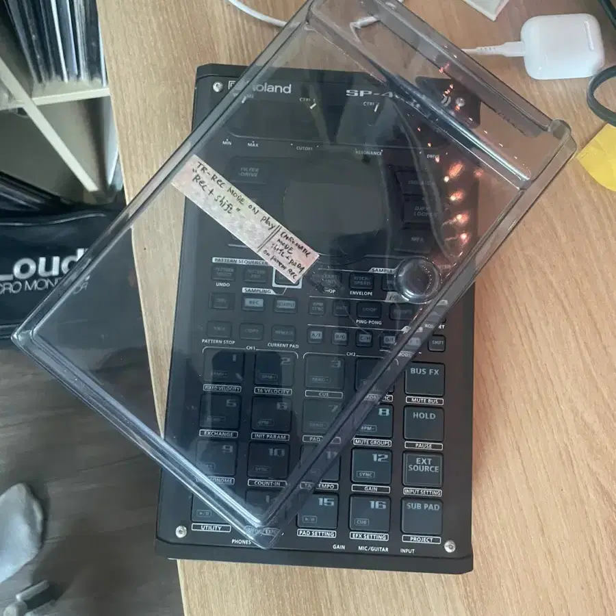 Roland SP 404 MK2 덱세이버 포함