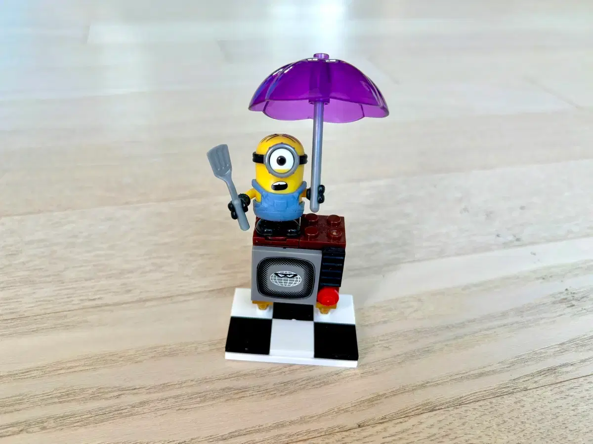 Mega Bloks Despicable Me Minions Gacha Figure