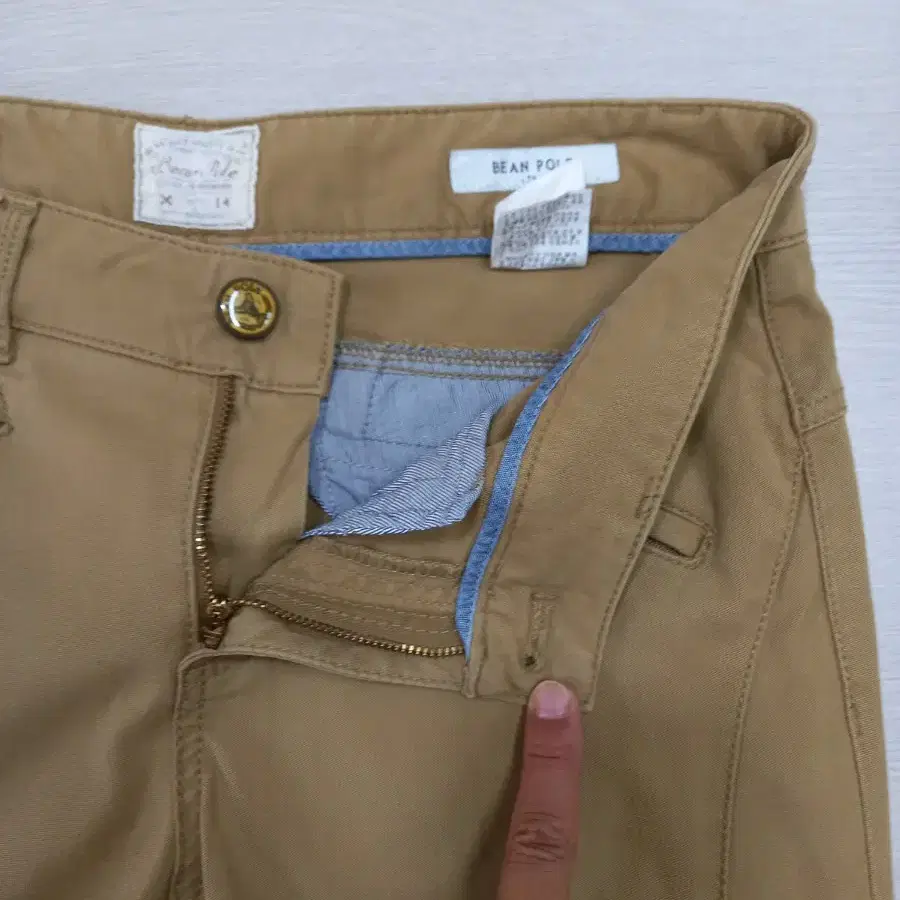 30 BEANPOLE 여성용 스판 슬림일자 치노팬츠 베이지 30-867