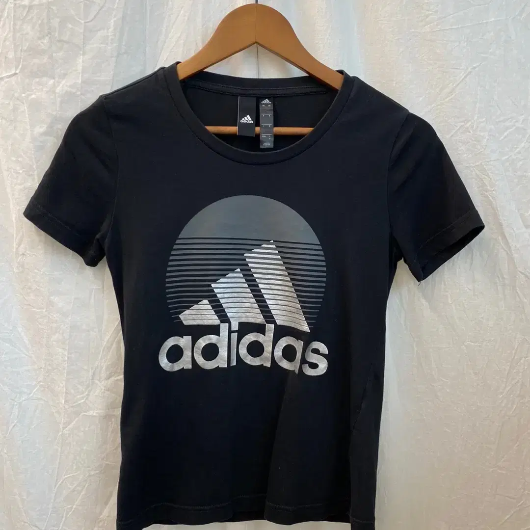 ADIDAS 반팔티셔츠(M)/11044