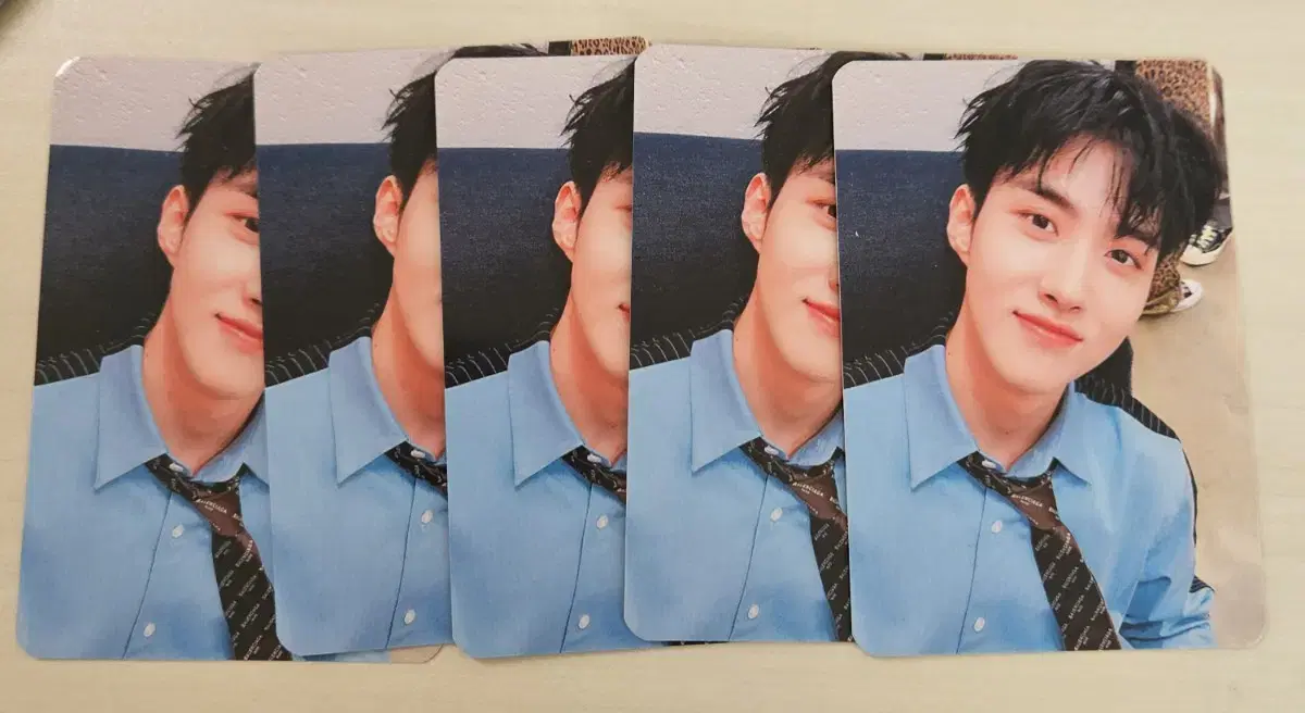 The Pentagon yeo one photocard wts does