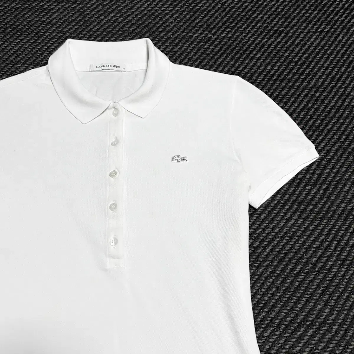 [ S ] Lacoste 라코스테 화이트 반팔 카라티