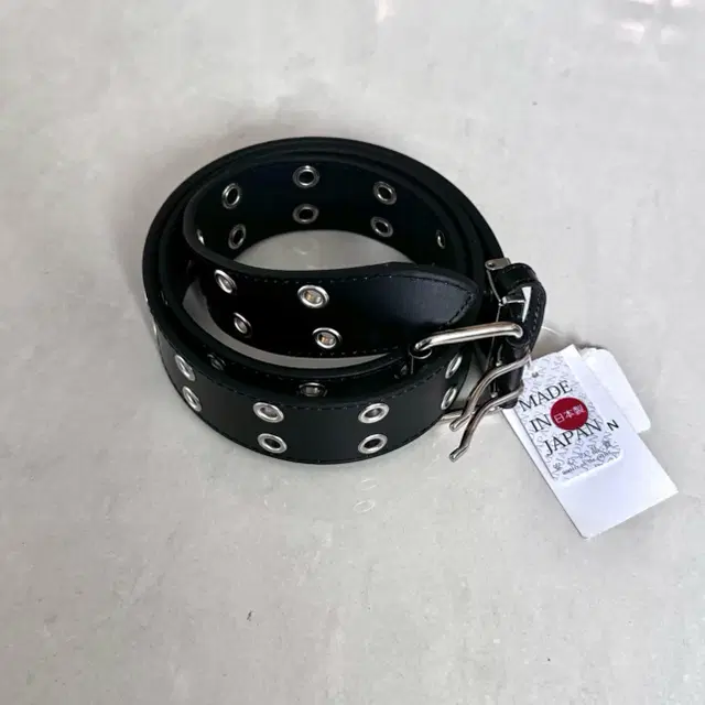 double eyelet belt 벨트