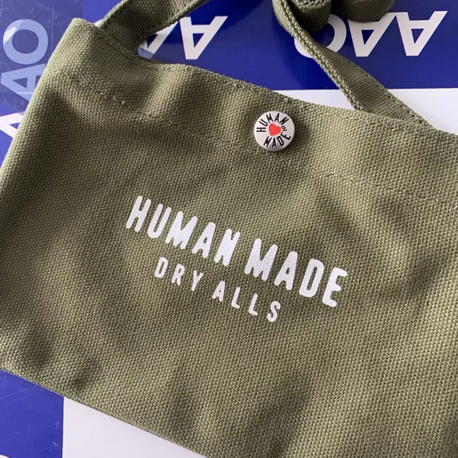 human made mini shoulder bag 휴먼메이드 숄더백