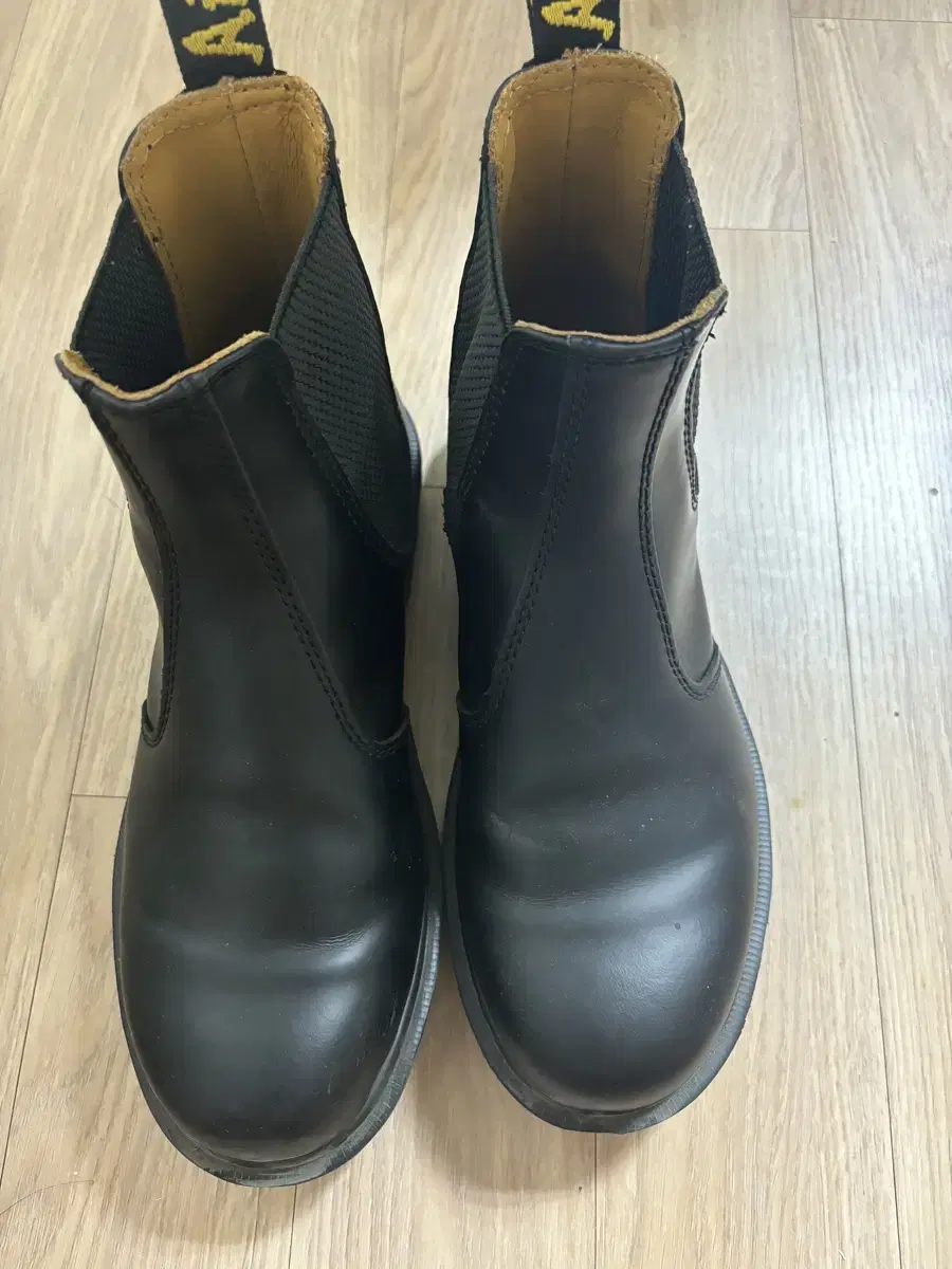 Dr. Martens Chelsea Boots