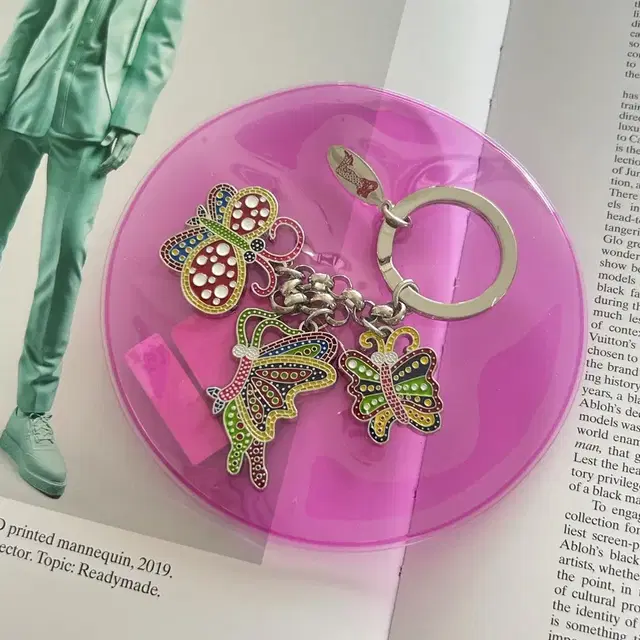 MoMA butterfly keyring 모마 키링