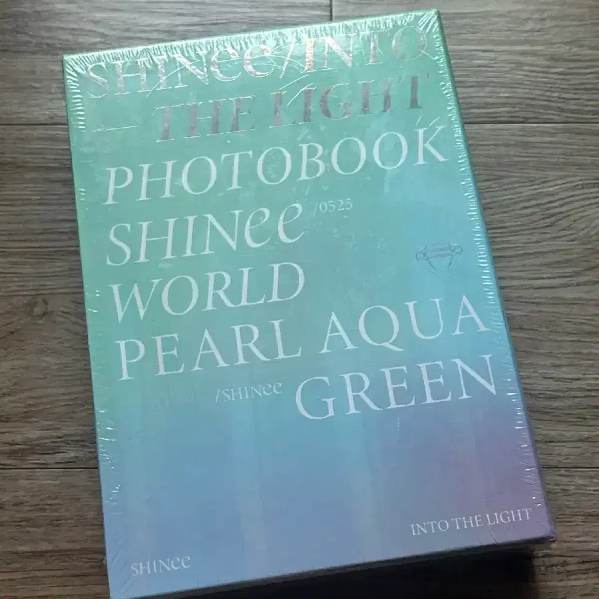 SHINee inti the light SHINee inti the light photobook