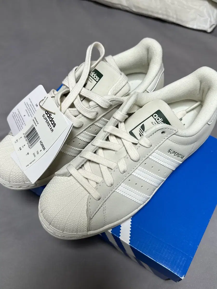 Adidas Superstar 82