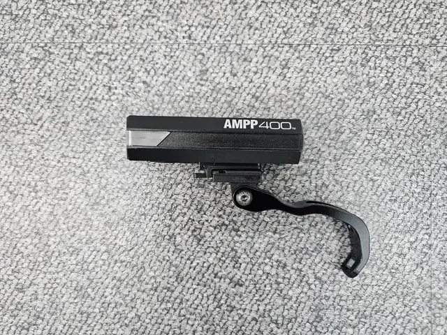 캣아이 AMPP400 + 브롬톤 브라켓