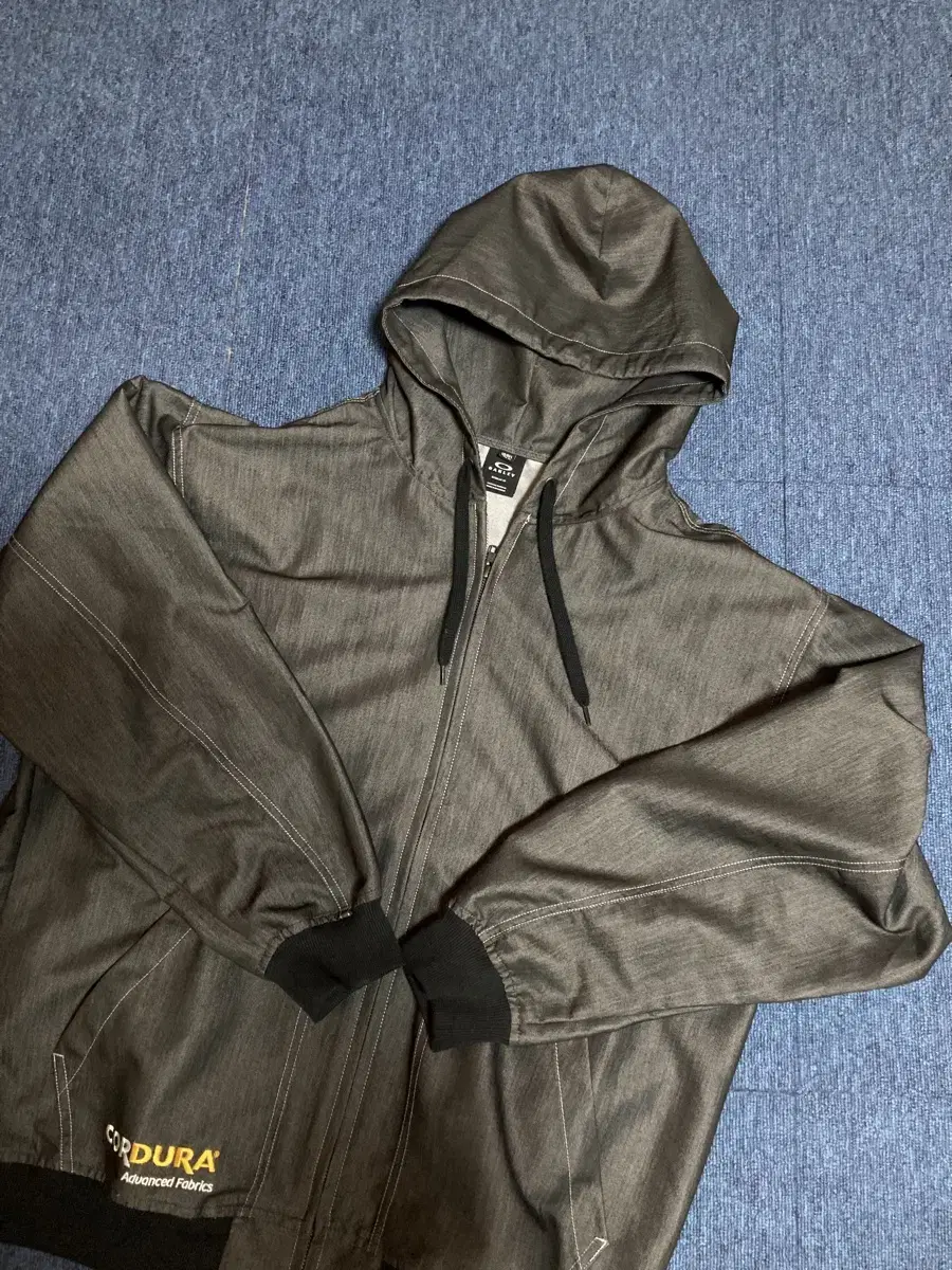 Oakley Hooded Zip Up