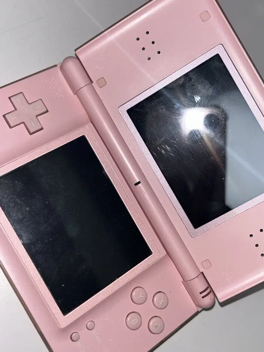 Nintendo DS LITE Pink(Quick sale)10/6~13,000 won