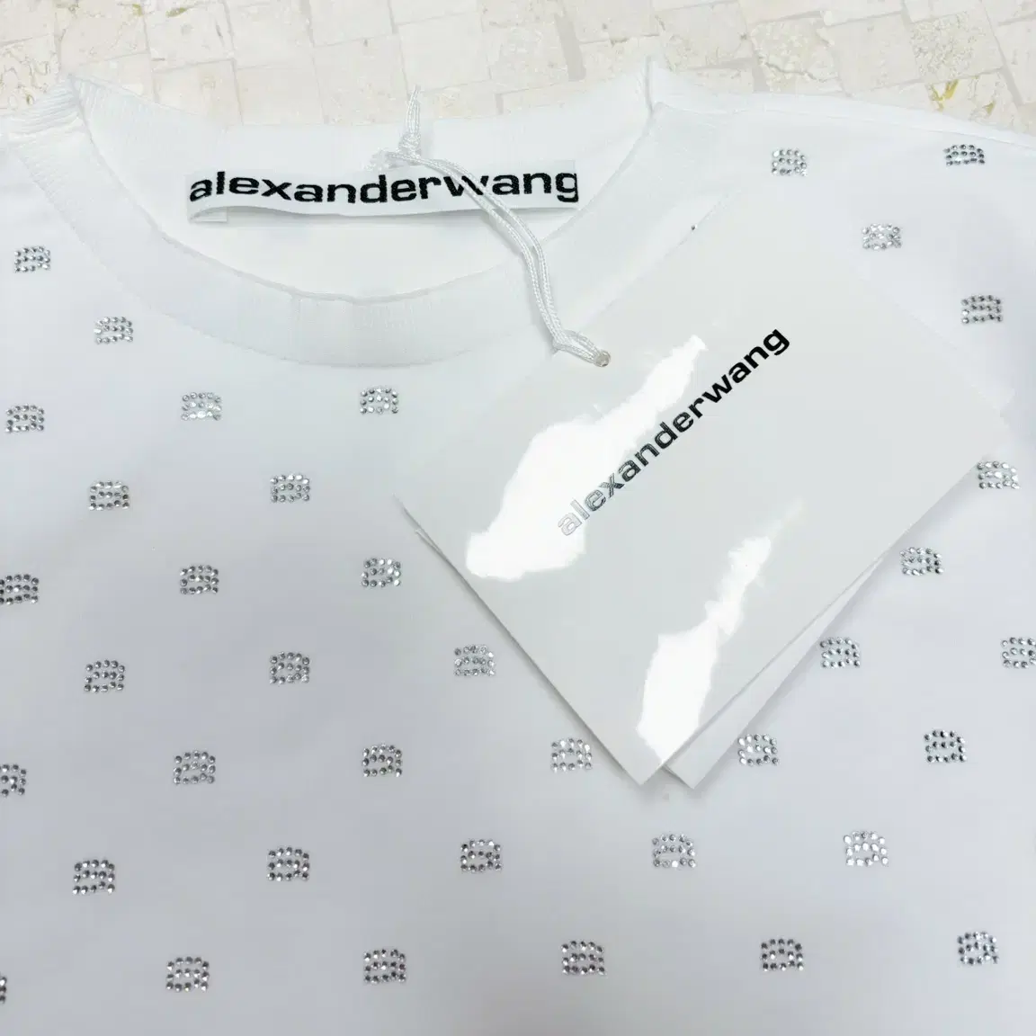 알렉산더 왕 Alexander Wang 크리스털 로고 니트 티