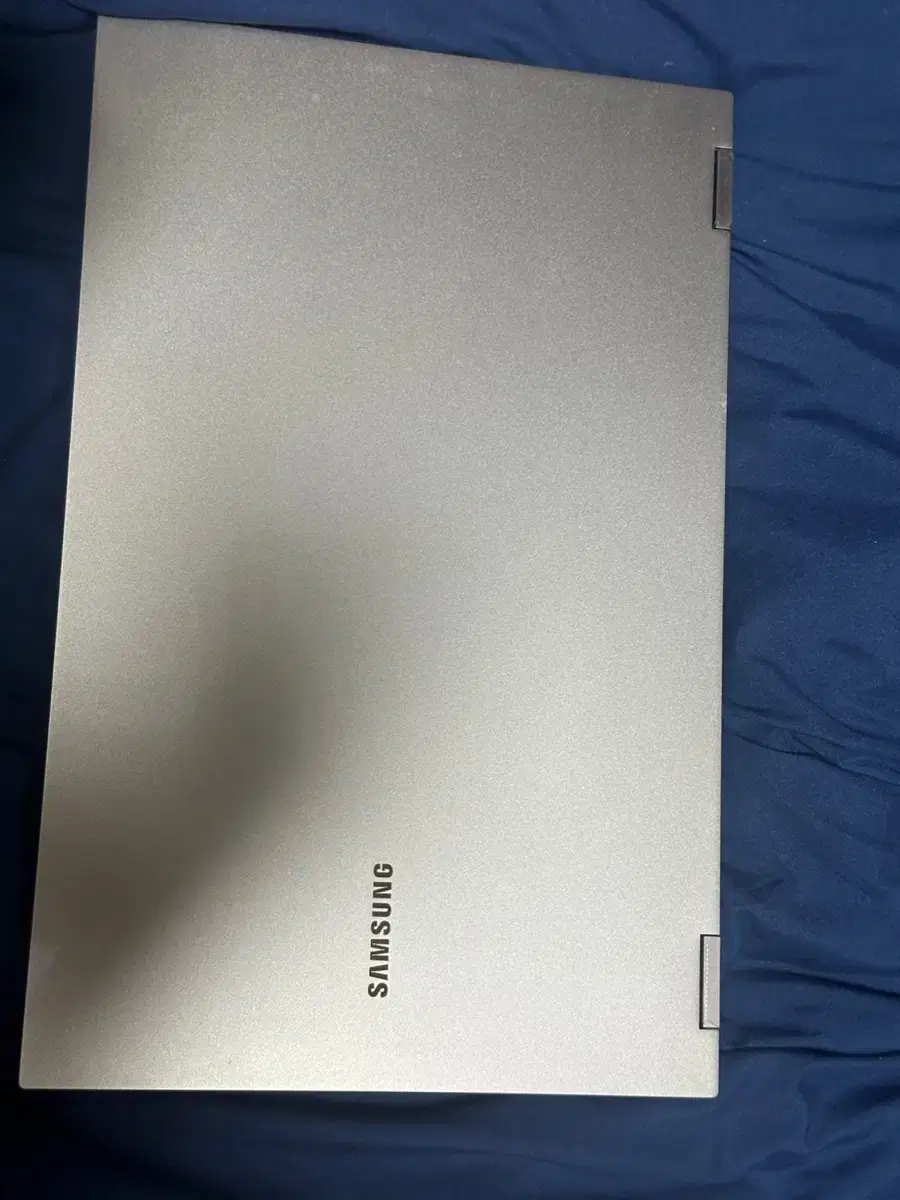 {Quick sale lowest price} Samsung Galaxy Book 2 Flex 211GB