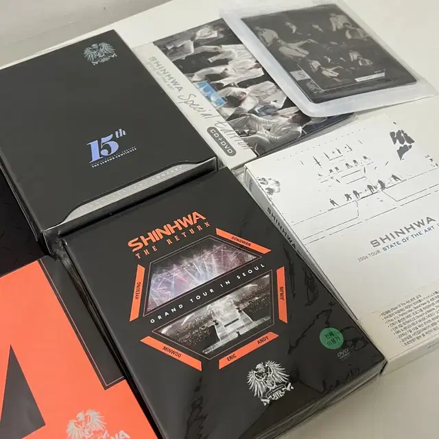 신화 앨범/DVD 일괄 판매