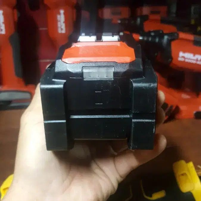 [HILTI]힐티배터리 B22 170 8.0AH 4세대배터리뉴런 뉴론