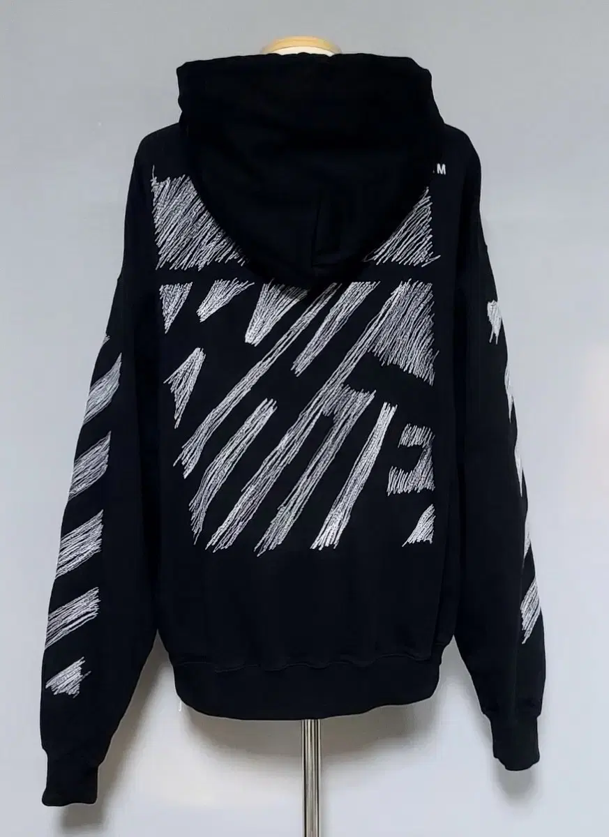 Off-White Hooded Zip Up ( 110 )