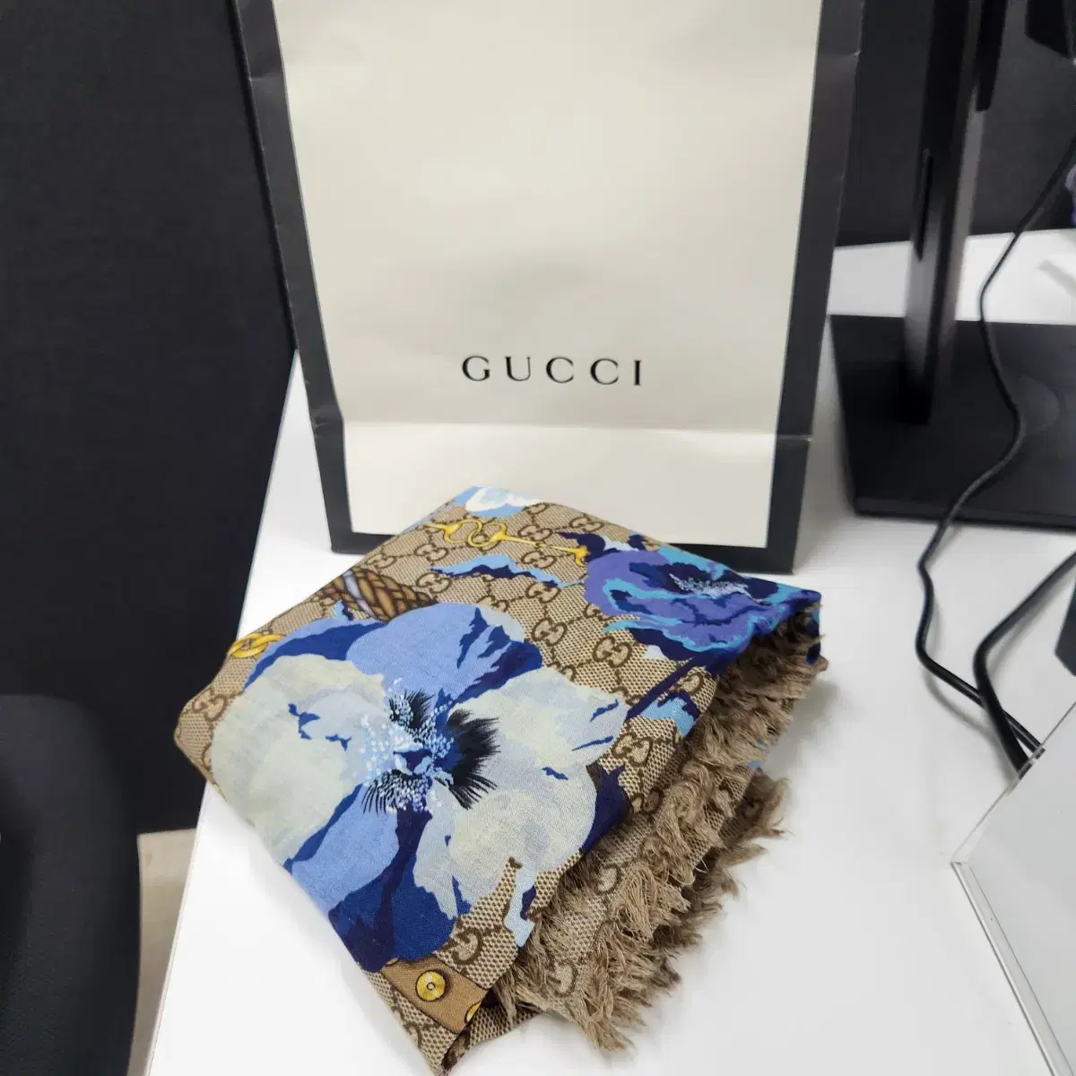 GUCCI 구찌 508797 라나울 플라워 스카프