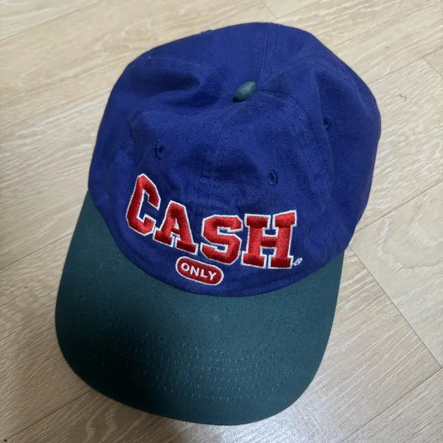 Cash only 모자