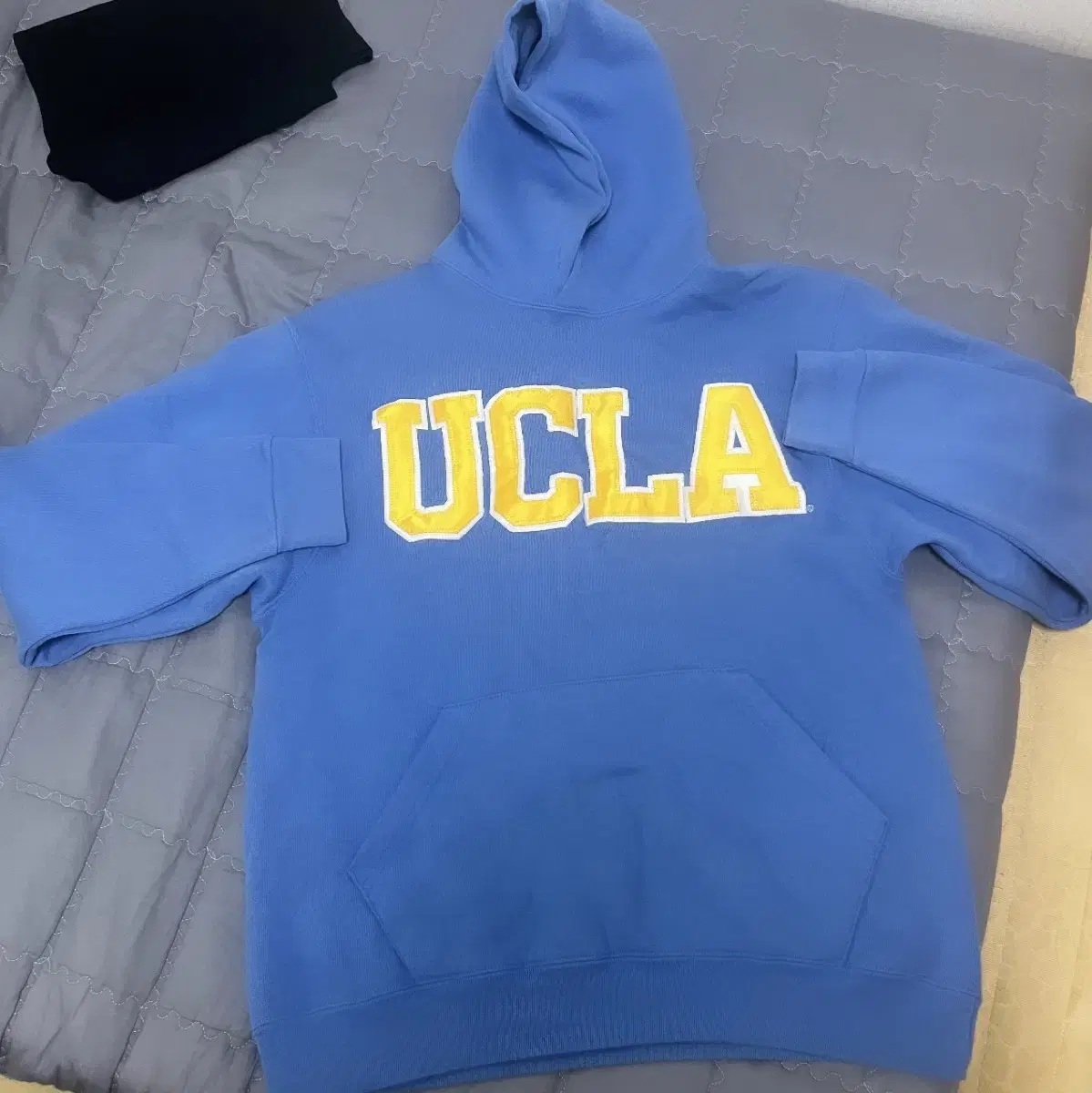 UCLA 후드티 사이즈 M