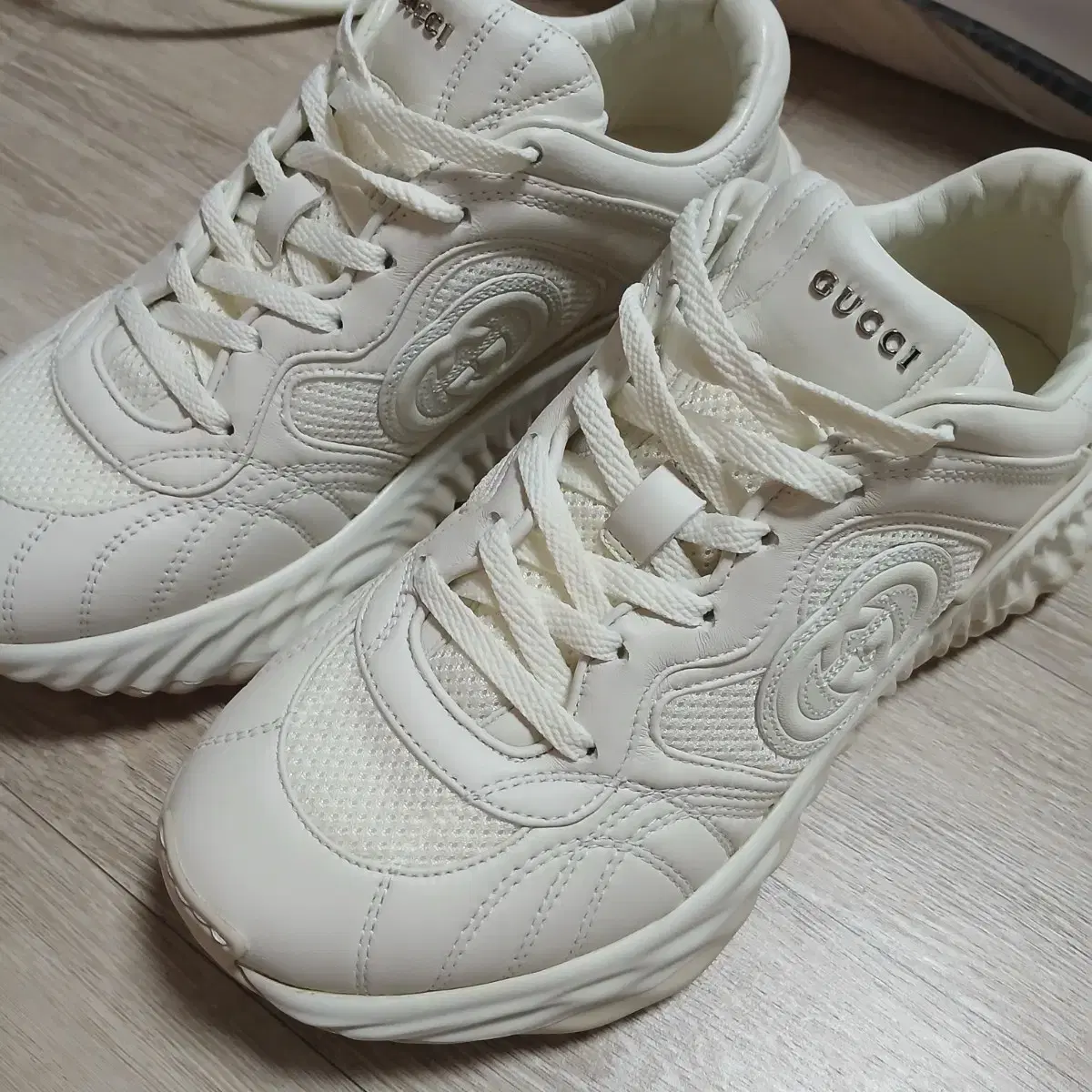 GUCCI Men's Ripple Sneakers