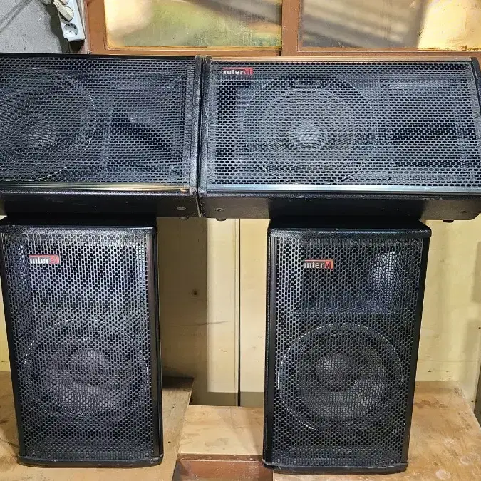 interM SQ 212,212M SPEAKER