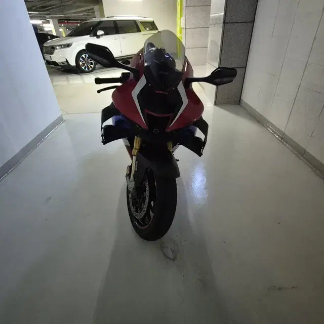 21년식CBR1000RR-R SP팝니다